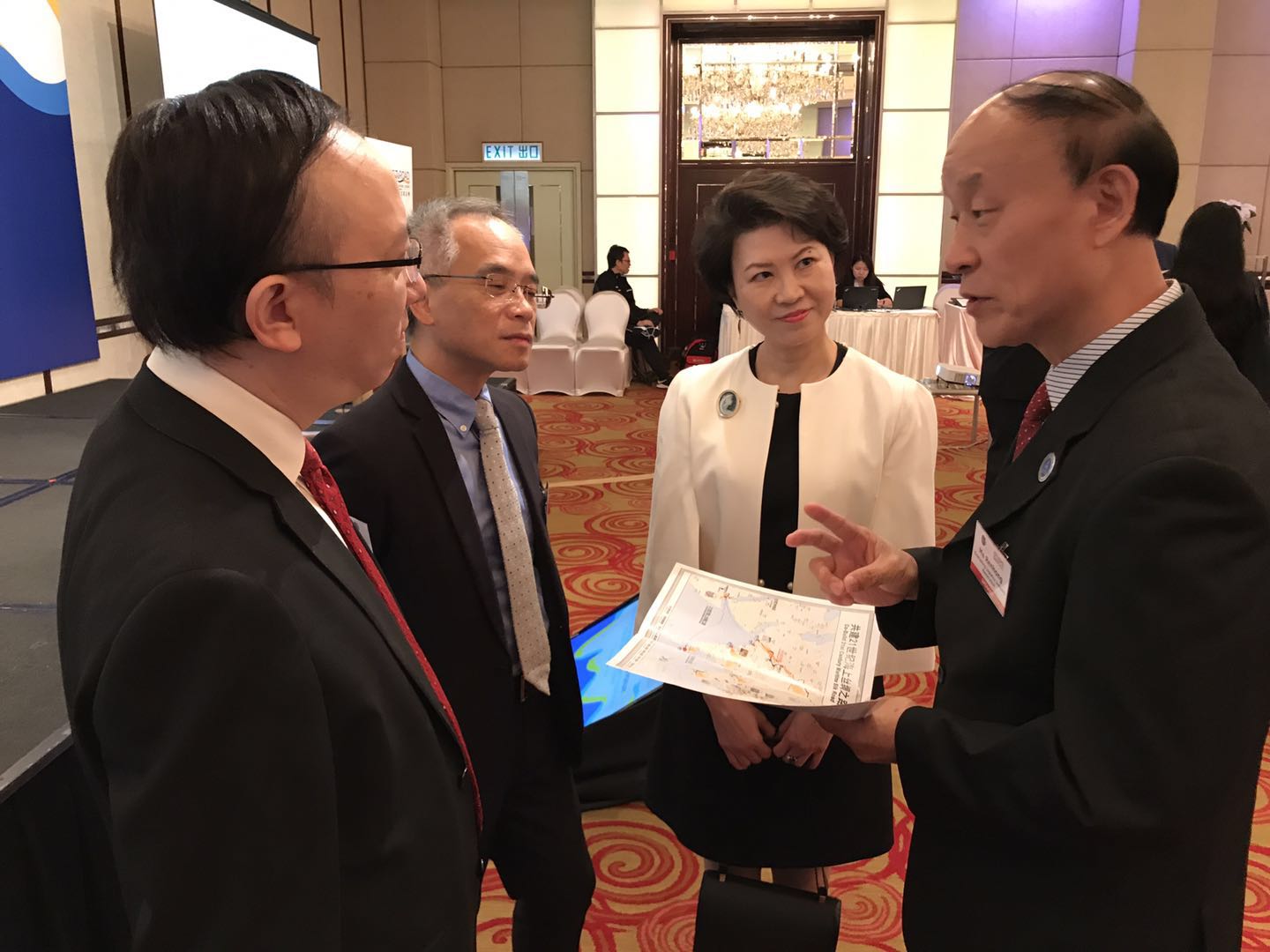 协会秘书长梁玉霞出席香港一带一路合作论坛2.jpg 协会秘书长梁玉霞出席香港一带一路合作论坛2.jpg