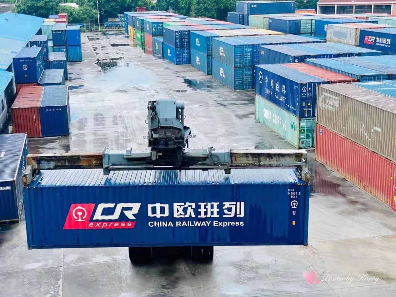 图片2.jpg 图片2.jpg