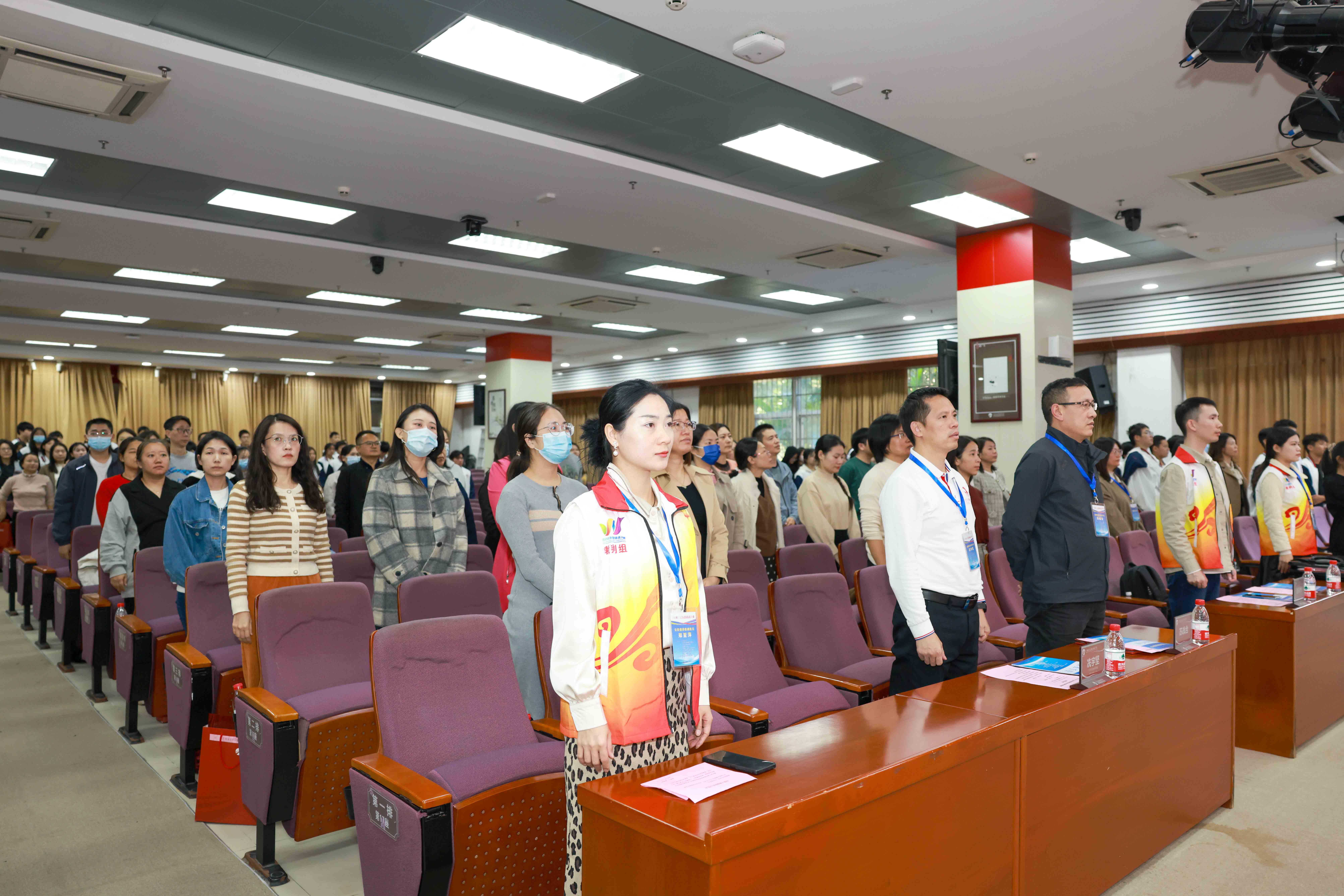 会场.jpg 会场.jpg